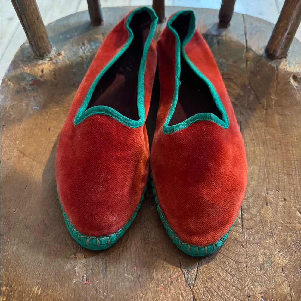 Flabelus MEG Red Velvet Slip-On Shoes with Green Trim